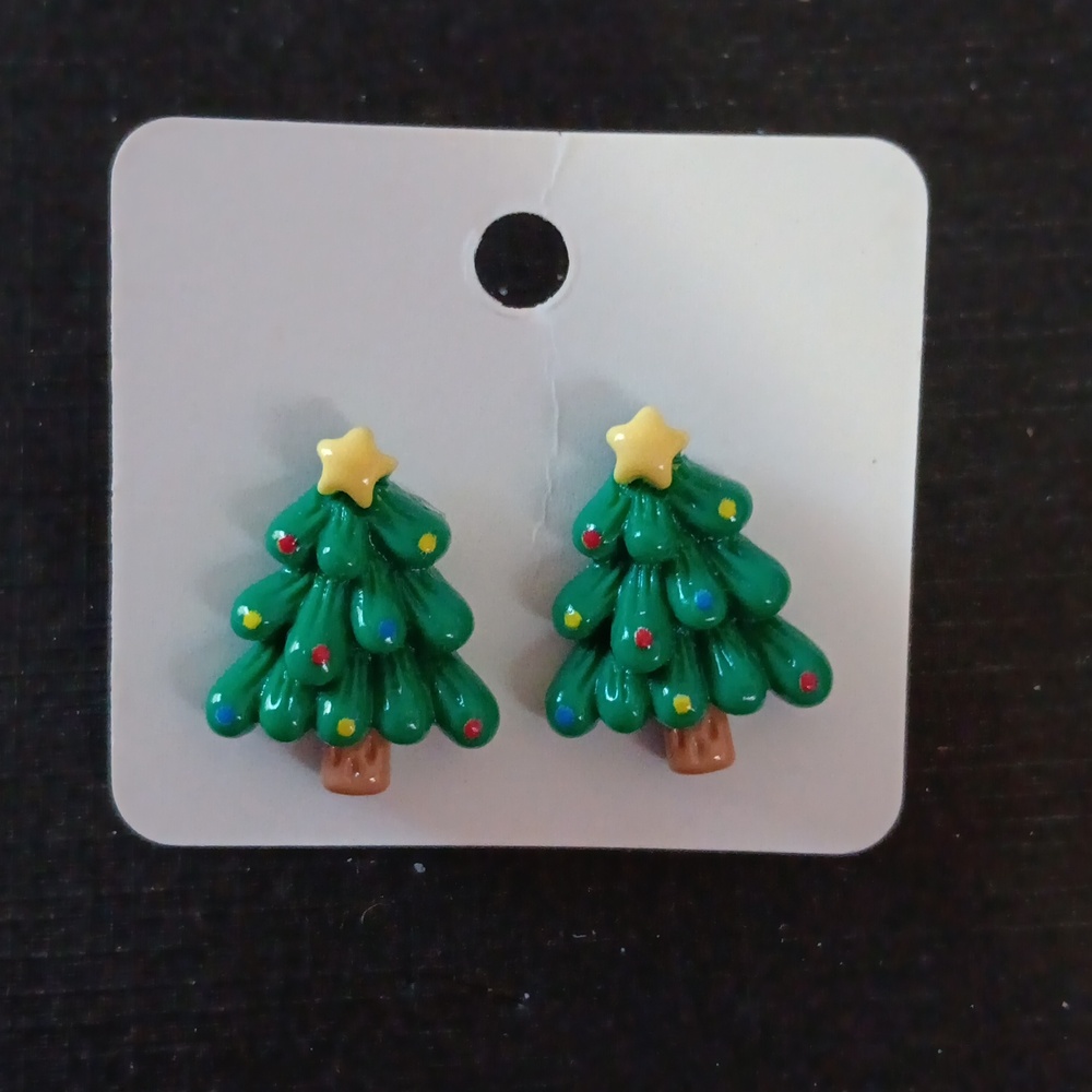 Festive Christmas Tree Earrings New!